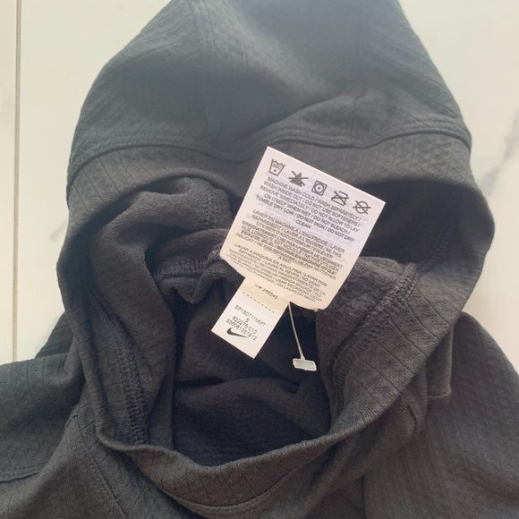 Nike light hoodie - Picture 2 of 3